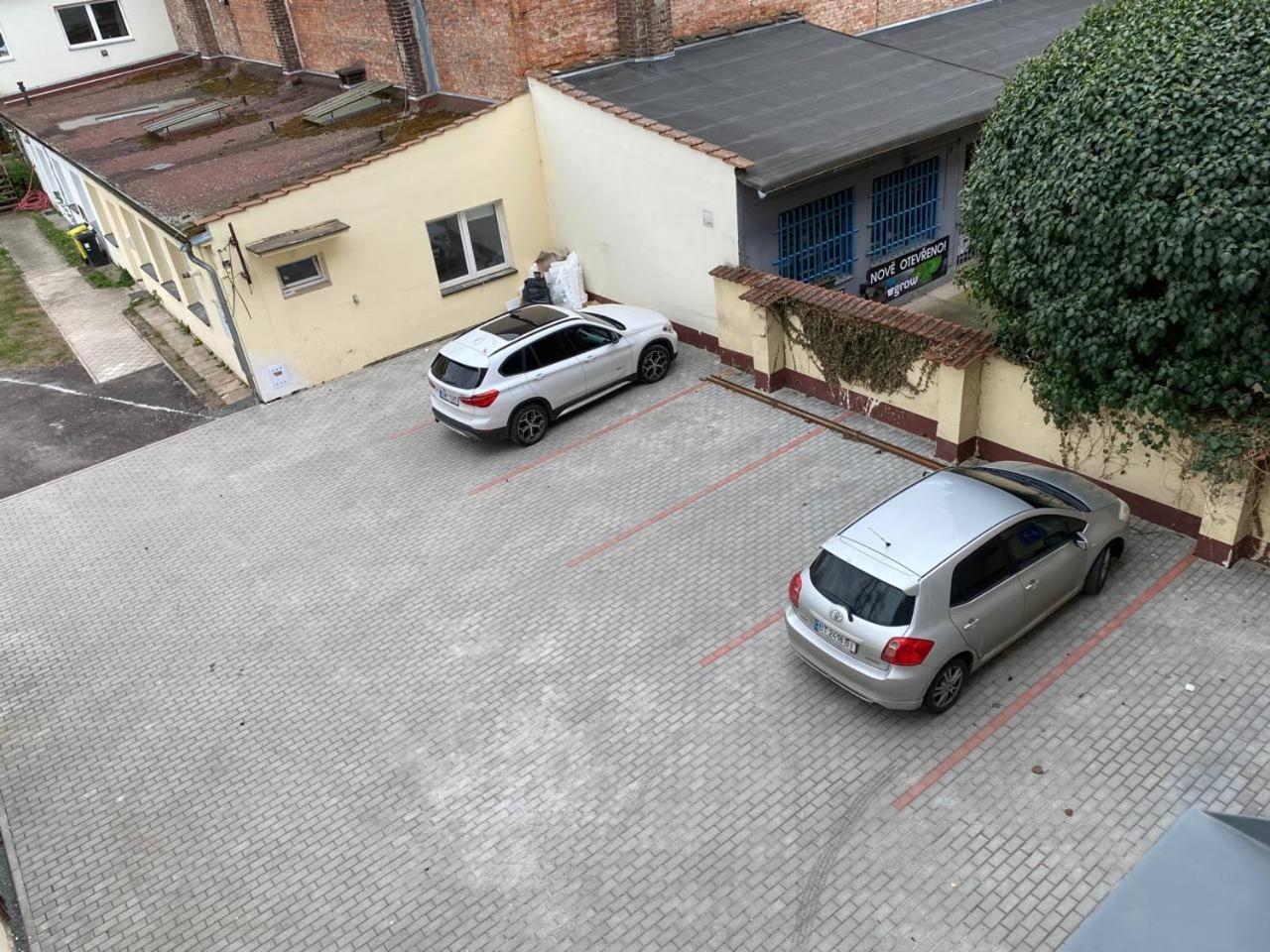 Appartement Perla Hradce 103 à Hradec Králové Extérieur photo