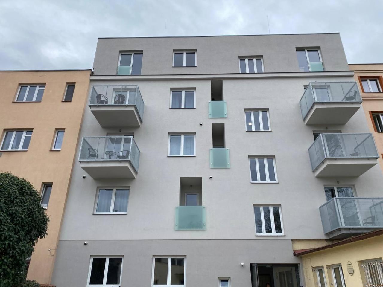Appartement Perla Hradce 103 à Hradec Králové Extérieur photo
