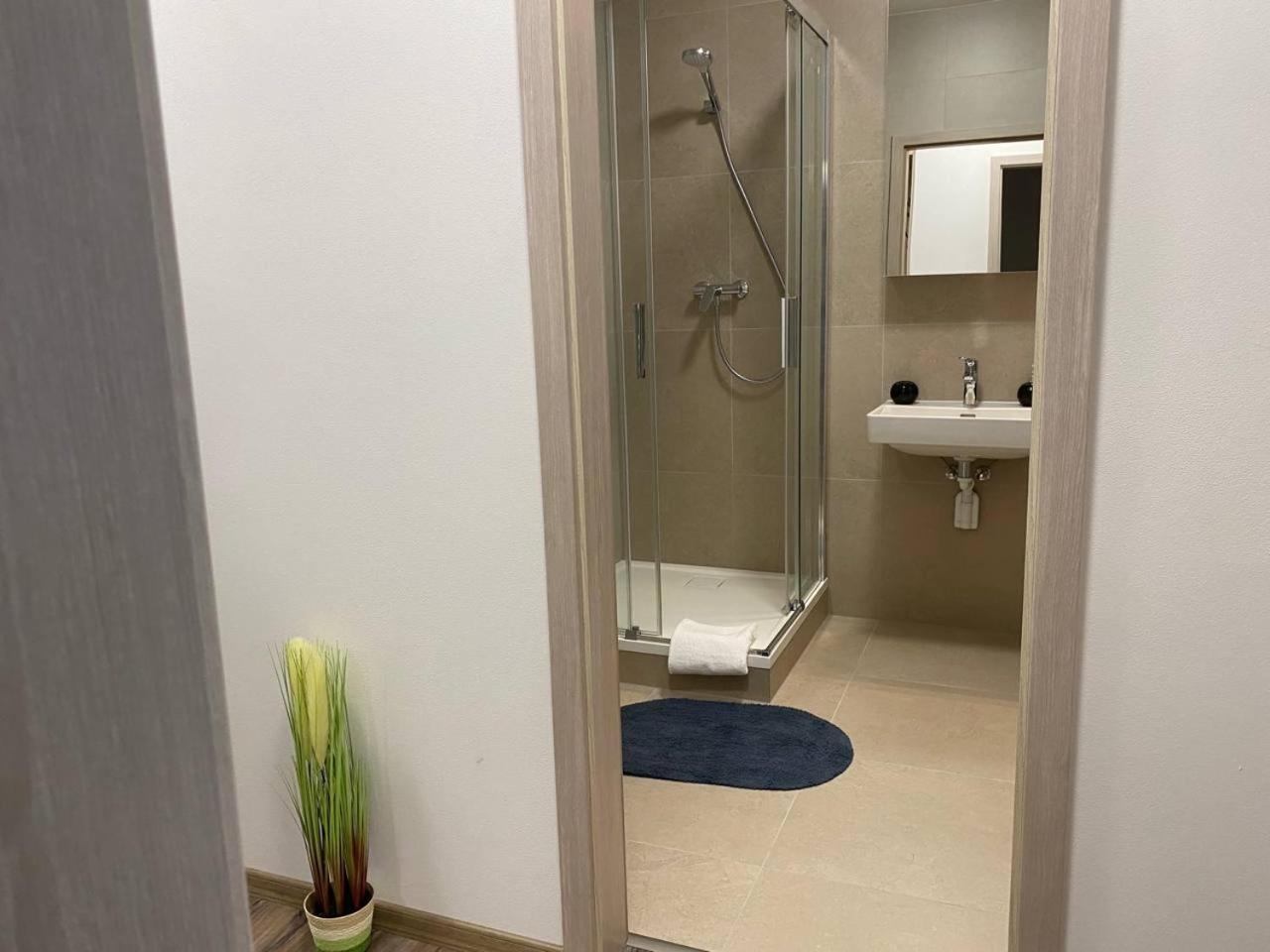 Appartement Perla Hradce 103 à Hradec Králové Extérieur photo
