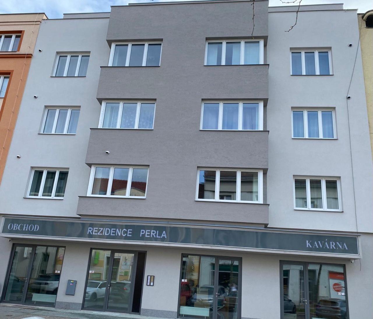 Appartement Perla Hradce 103 à Hradec Králové Extérieur photo
