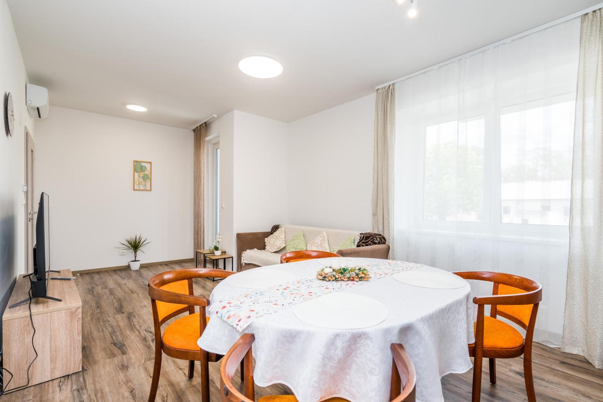 Appartement Perla Hradce 103 à Hradec Králové Extérieur photo