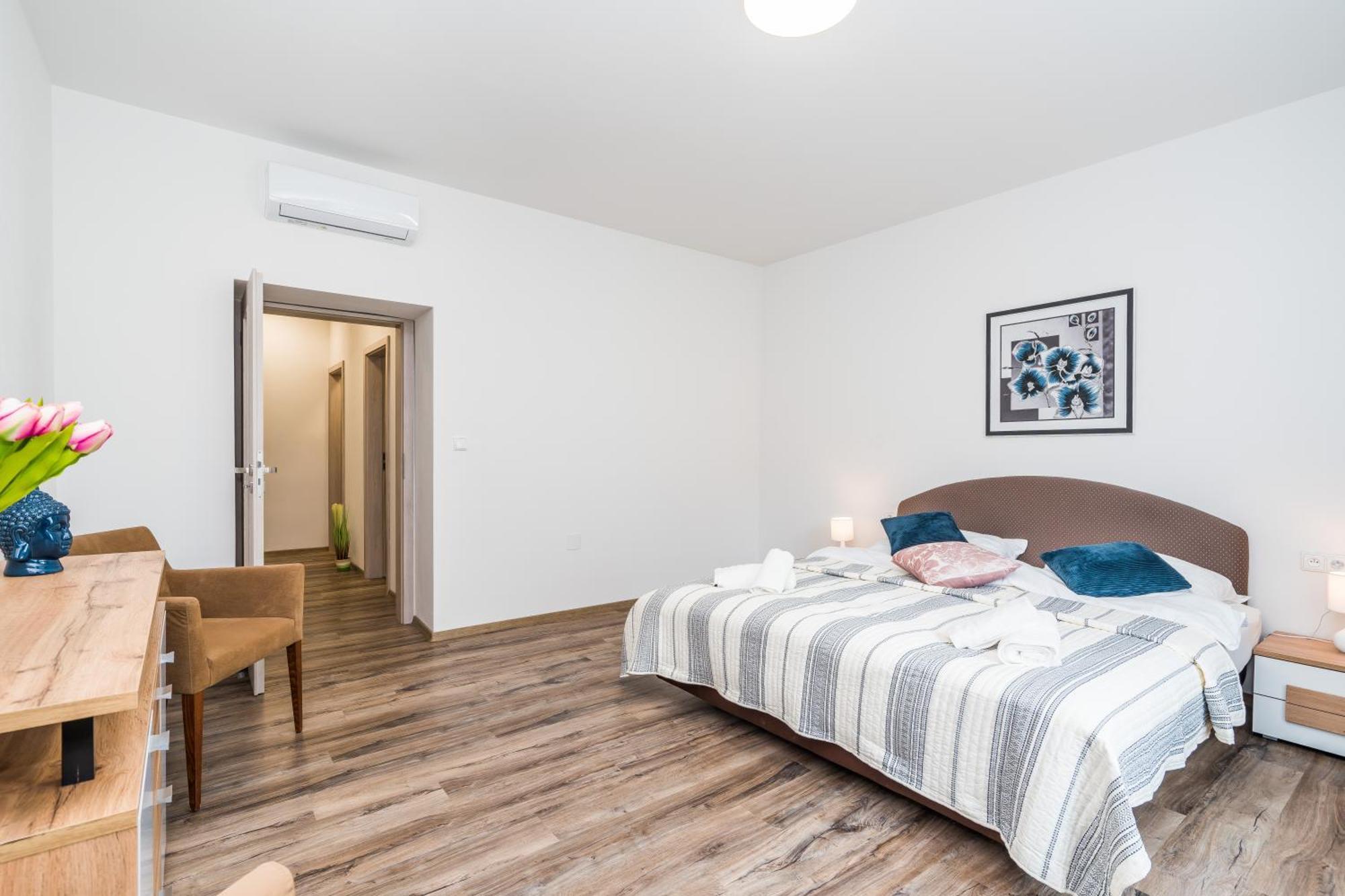 Appartement Perla Hradce 103 à Hradec Králové Extérieur photo